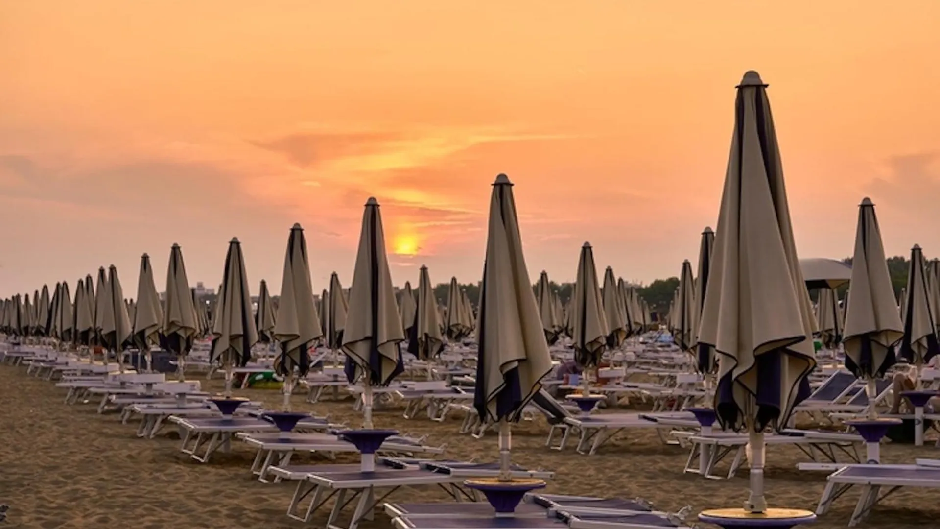 Enjoy The Peace On Our Beautiful Terrace - Beahost Apartment Bibione 0*,