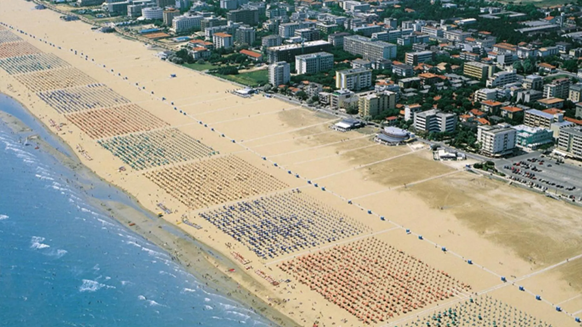 Enjoy The Peace On Our Beautiful Terrace - Beahost Apartment Bibione